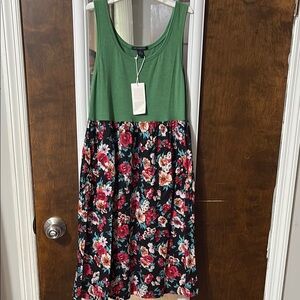 Forever 21 Green and Pink Sleeveless Sundress